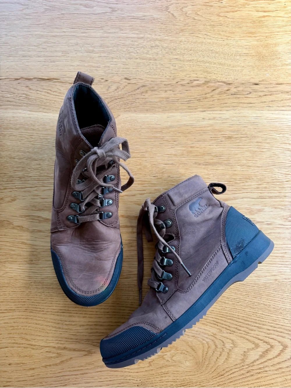Sorel Men’s Brown Ankeny II Hiking Waterproof Mid Boots Fall, Winter Black Toes